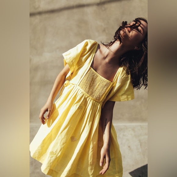INNIKA Choo Smocked Yellow Linen Mini Dress - Picture 1 of 8